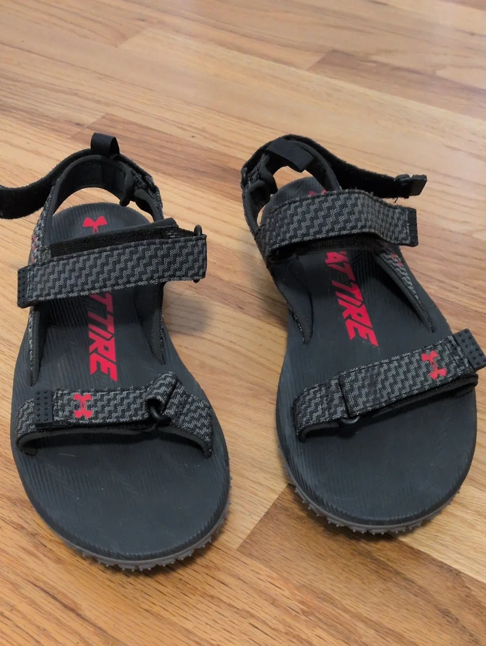Under Armour black red